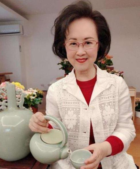 岁的琼瑶终究是翻了车 8岁被她捧红的